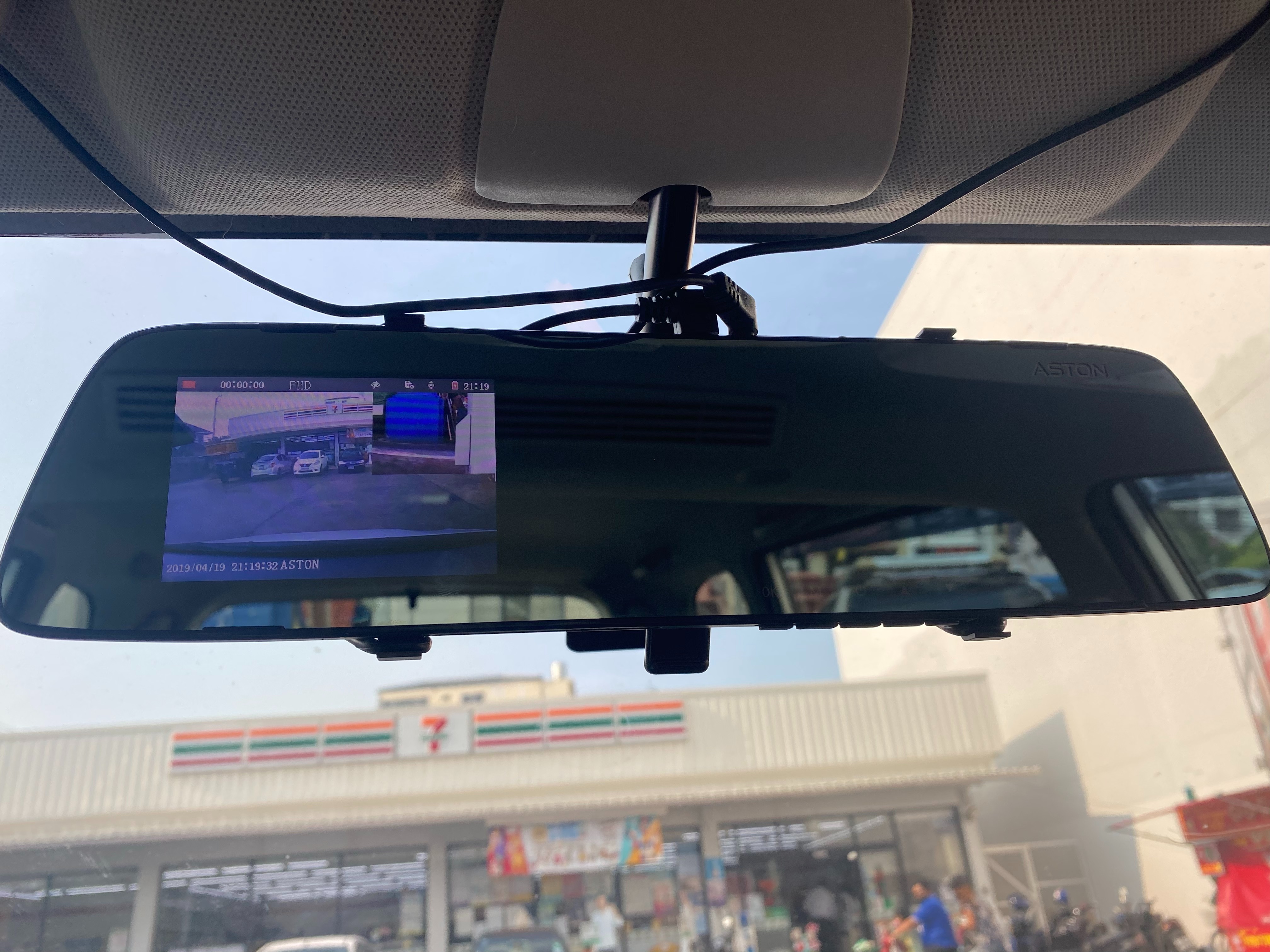 ASTON Clear View จอสว่างกว่าเดิม 2 เท่า ภาพชัด+Parking Mode บันทึกขณะจอด 32 589f48027506a8478377c4341bf7c346