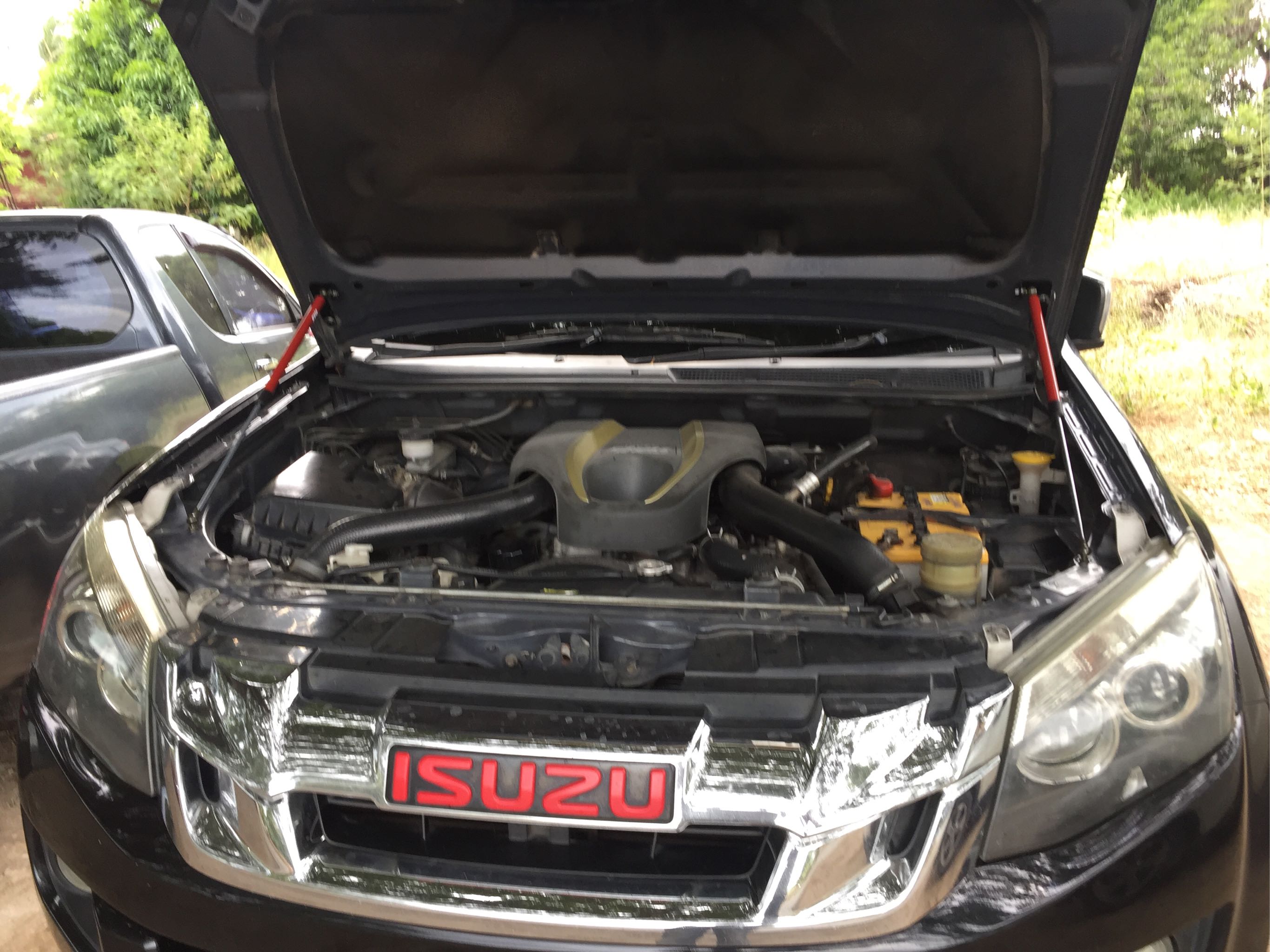 โช๊คค้ำฝากระโปรงหน้า โช๊คฝากระโปรง สำหรับรถ All new D max , ยกเว้น1.9 Blue Power 4 b09e99e6ba8a10e920685bd9a62a5a08