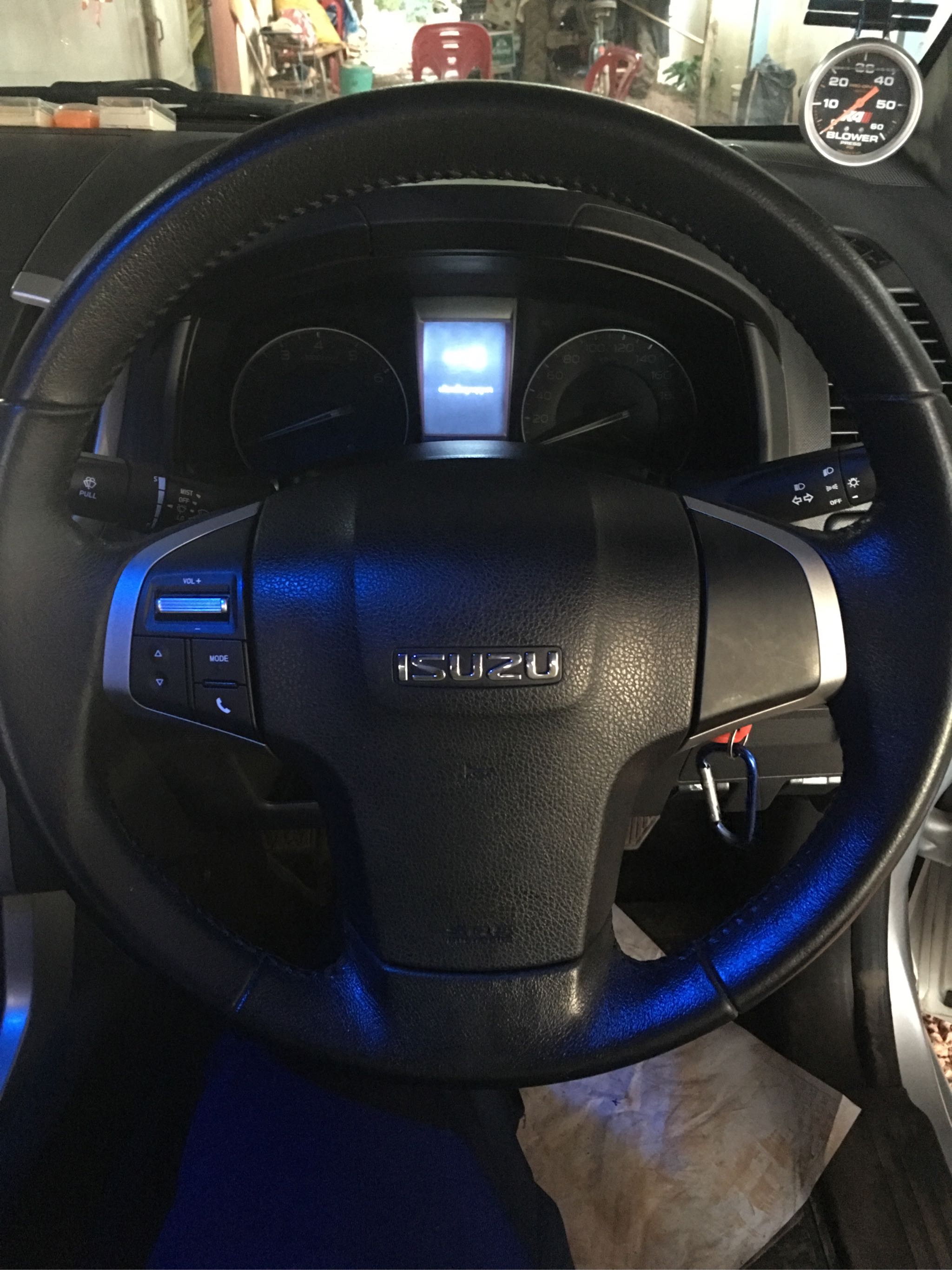 สวิทซ์ควบคุมเพลงบนพวงมาลัย ISUZU D-MAX 2 f6fe1179dfd27c89d9985666e158e783