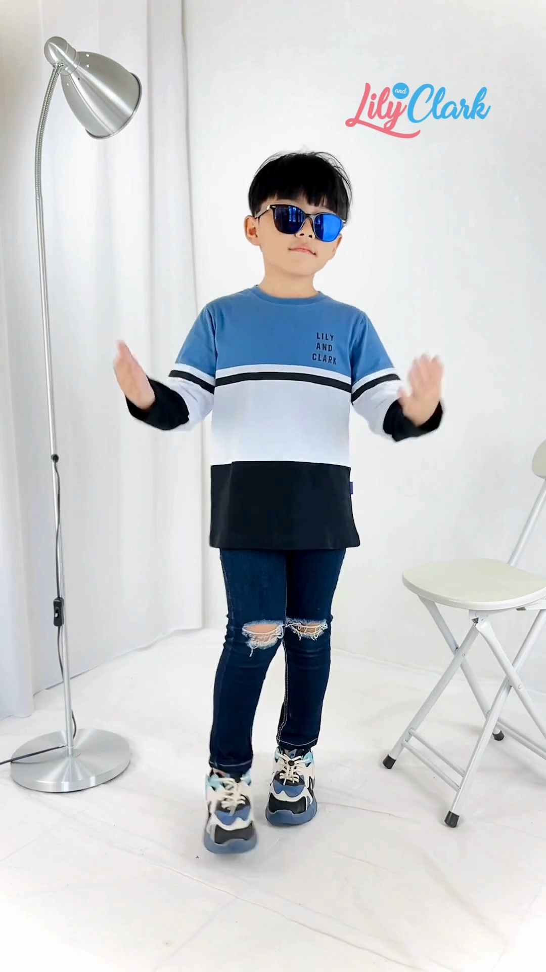 Lily And Clark Kaos lengan Panjang Anak- anak Unisex Warna Putih Combine KAP01