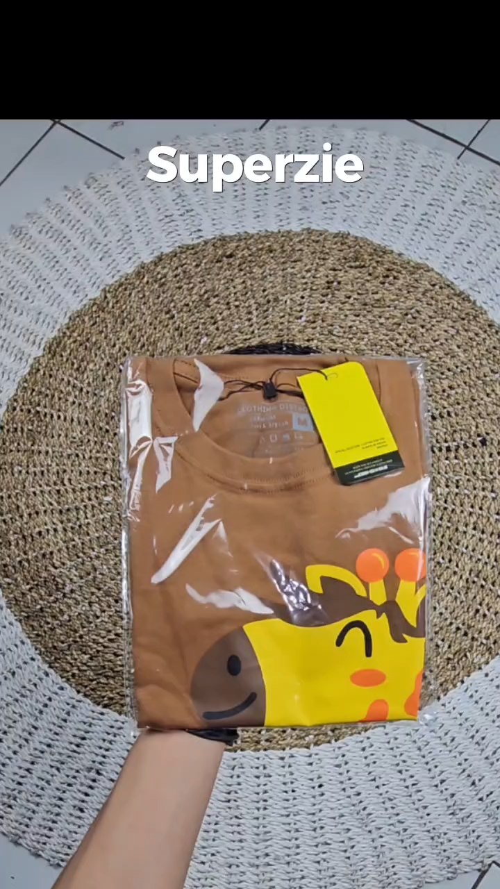 Baju anak laki laki kaos distro umur 1 2 3 4 5 6 7 8 tahun motif superhero warna merah STANDTALL COKLAT Abadigrosir