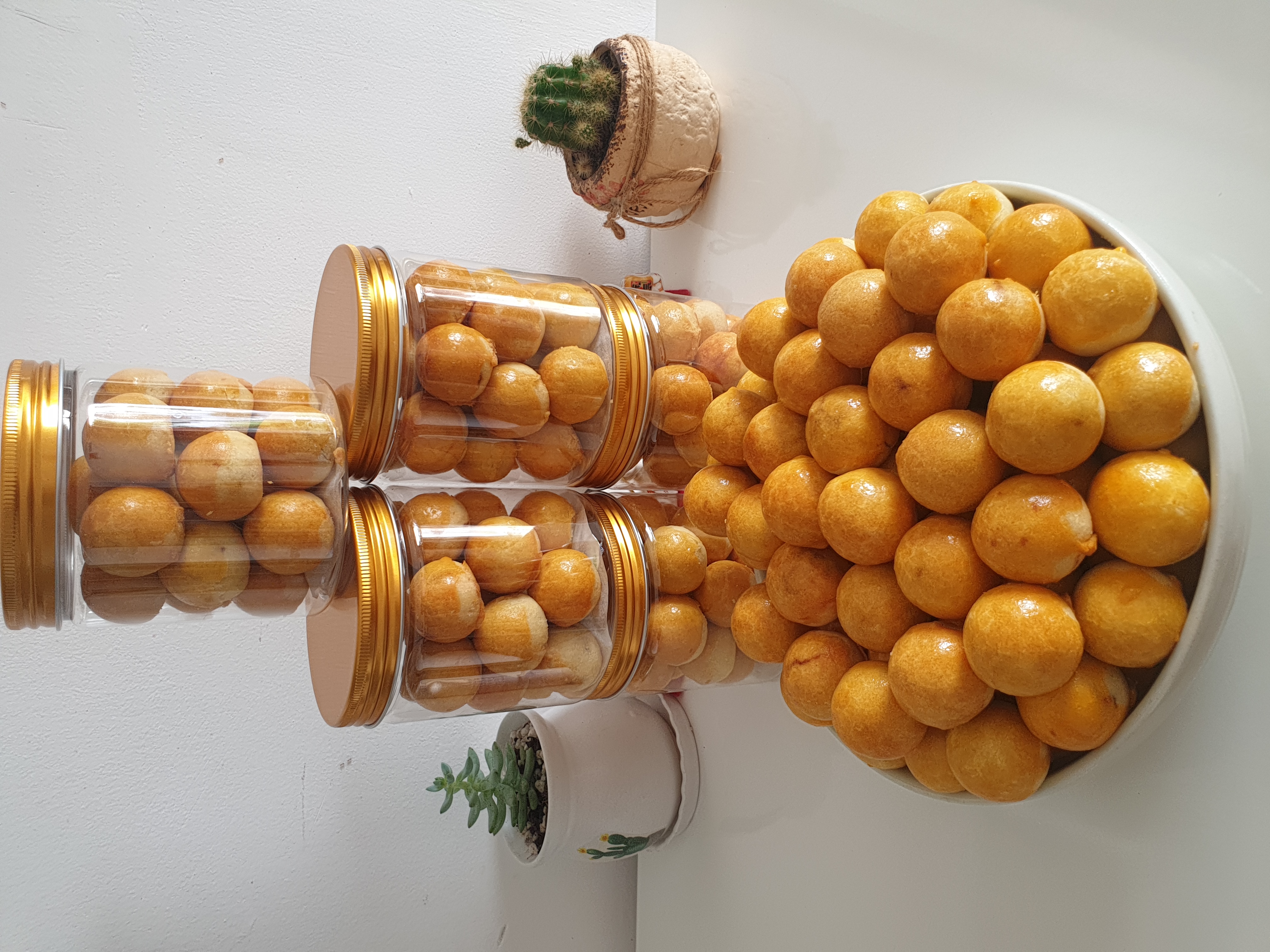 Bánh dứa mini hủ 600 mil - Bánh giảm ngọt - Bánh dứa