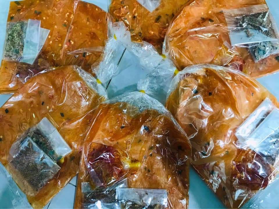 Bánh tráng dẻo tôm sate