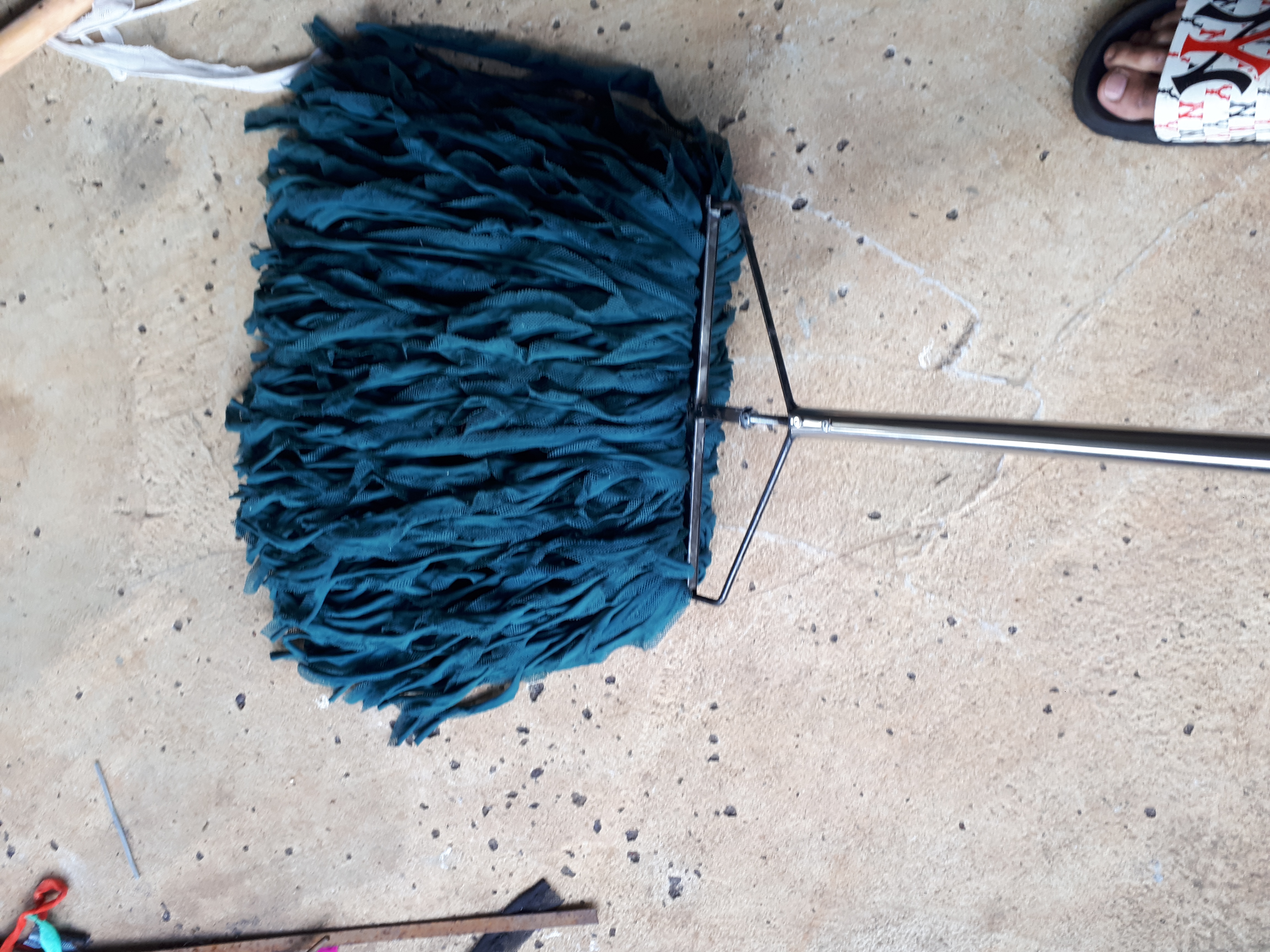 Cây lau nhà vải mùng