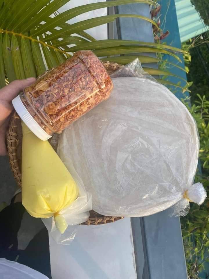 Bánh tráng phơi sương
500g bánh tráng+200g muối hành phi
Tăng thêm 100g bơ hột gà