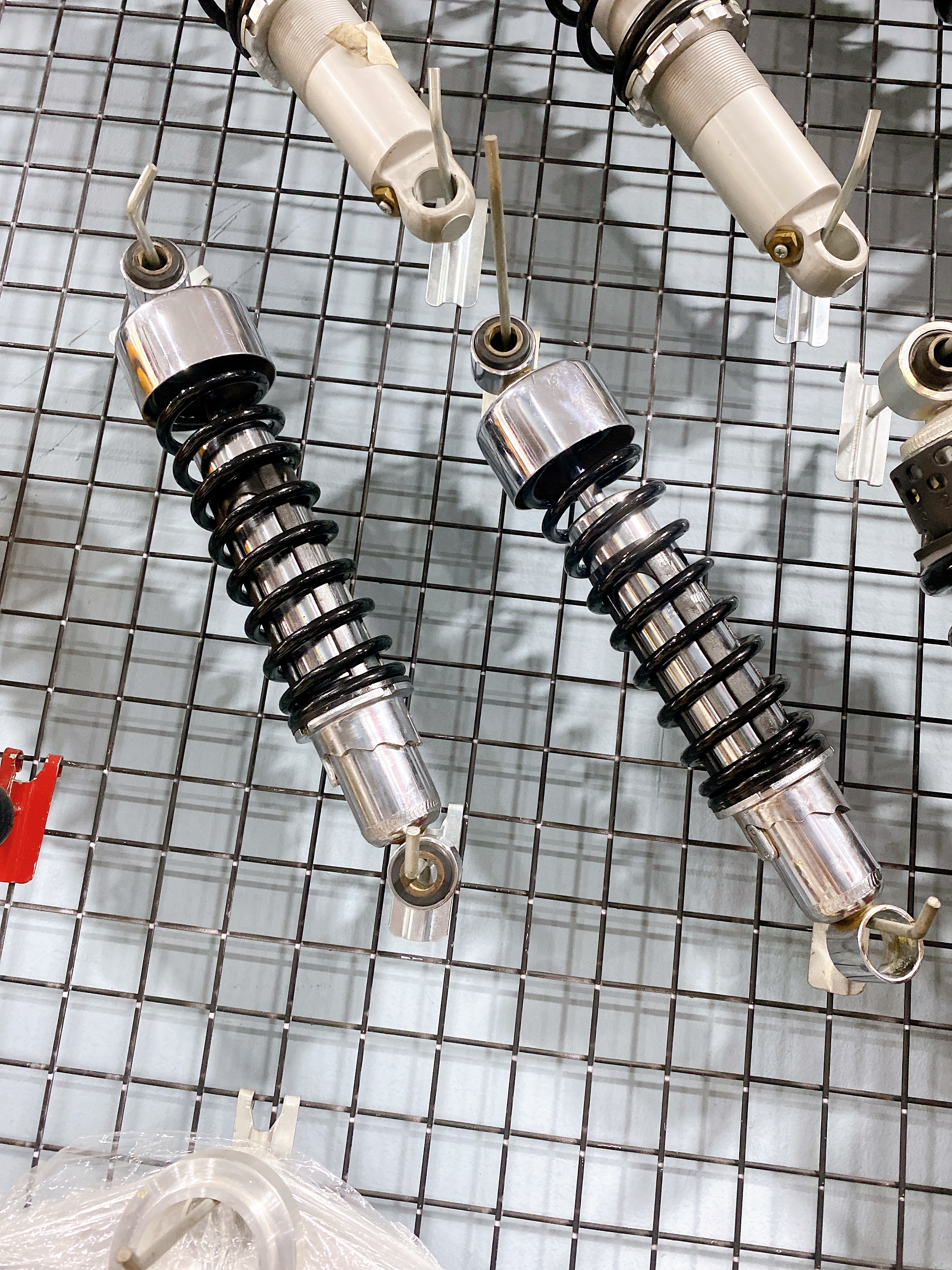 giảm xóc sau ( phuộc sau) harly davidson 883  48 LX...