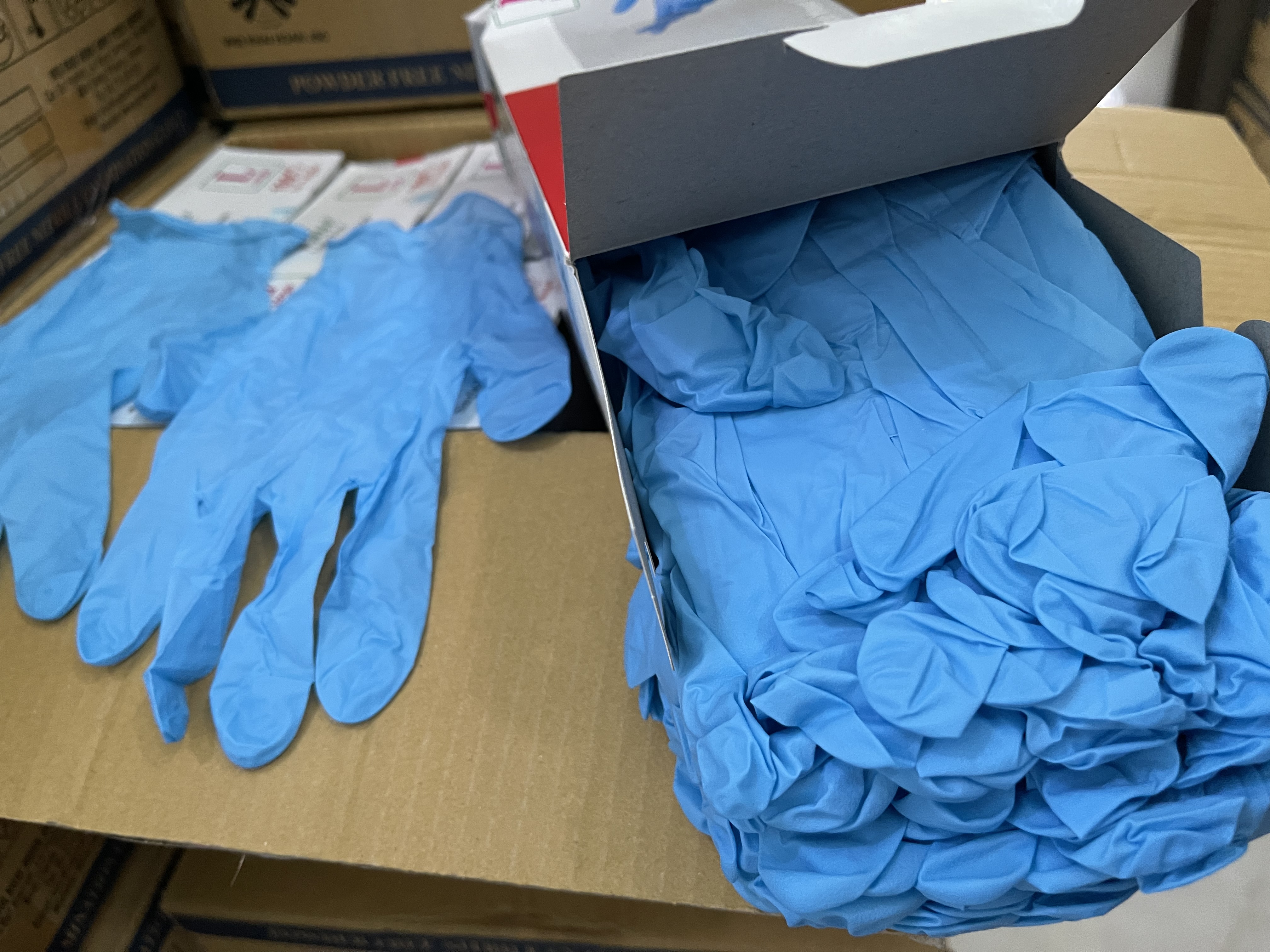 Hộp 100 cái găng tay y tế khám bệnh nitrile vglove, size s,m,l ,xl