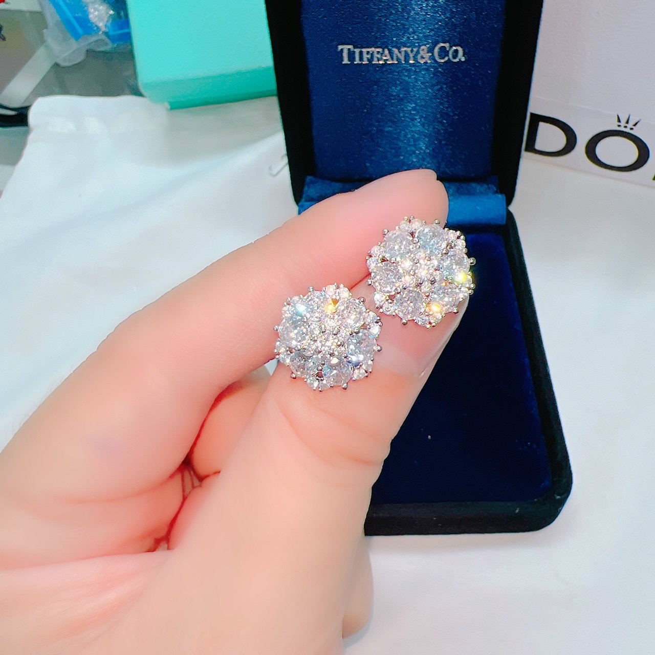 Bông tai hoa siêu sáng mạ bạch kim