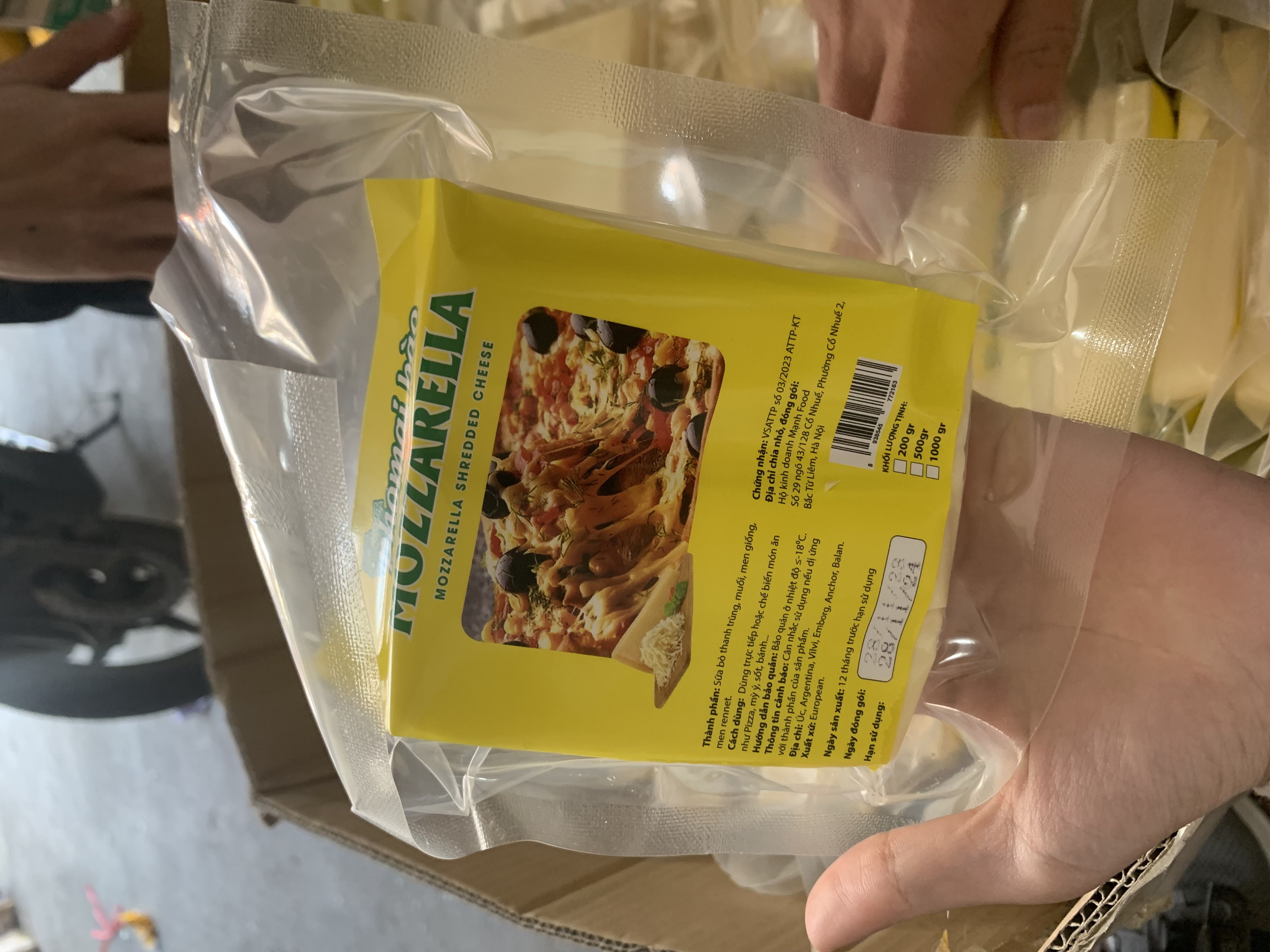 Phô mai nguyên tảng cắt lát 250gr( chỉ giao hàng 2h quanh Hà Nội)