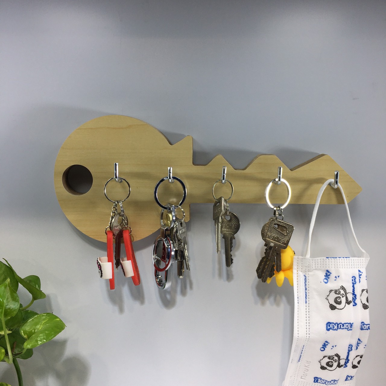 Móc treo chìa khoá, móc treo chìa khoá dán tường hình chìa khoá ảnh thật 100% shop tự chụp