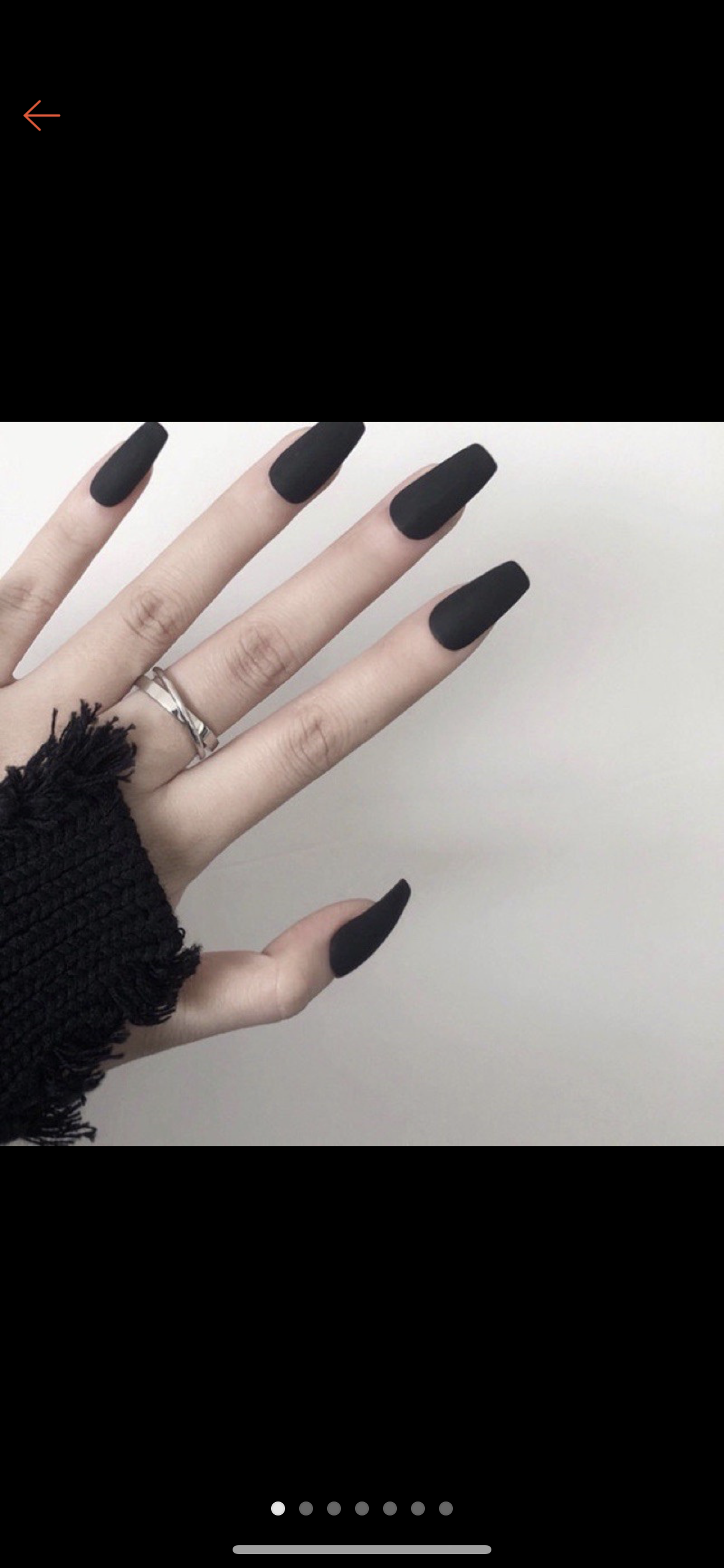 Nailbox đen trơn lì