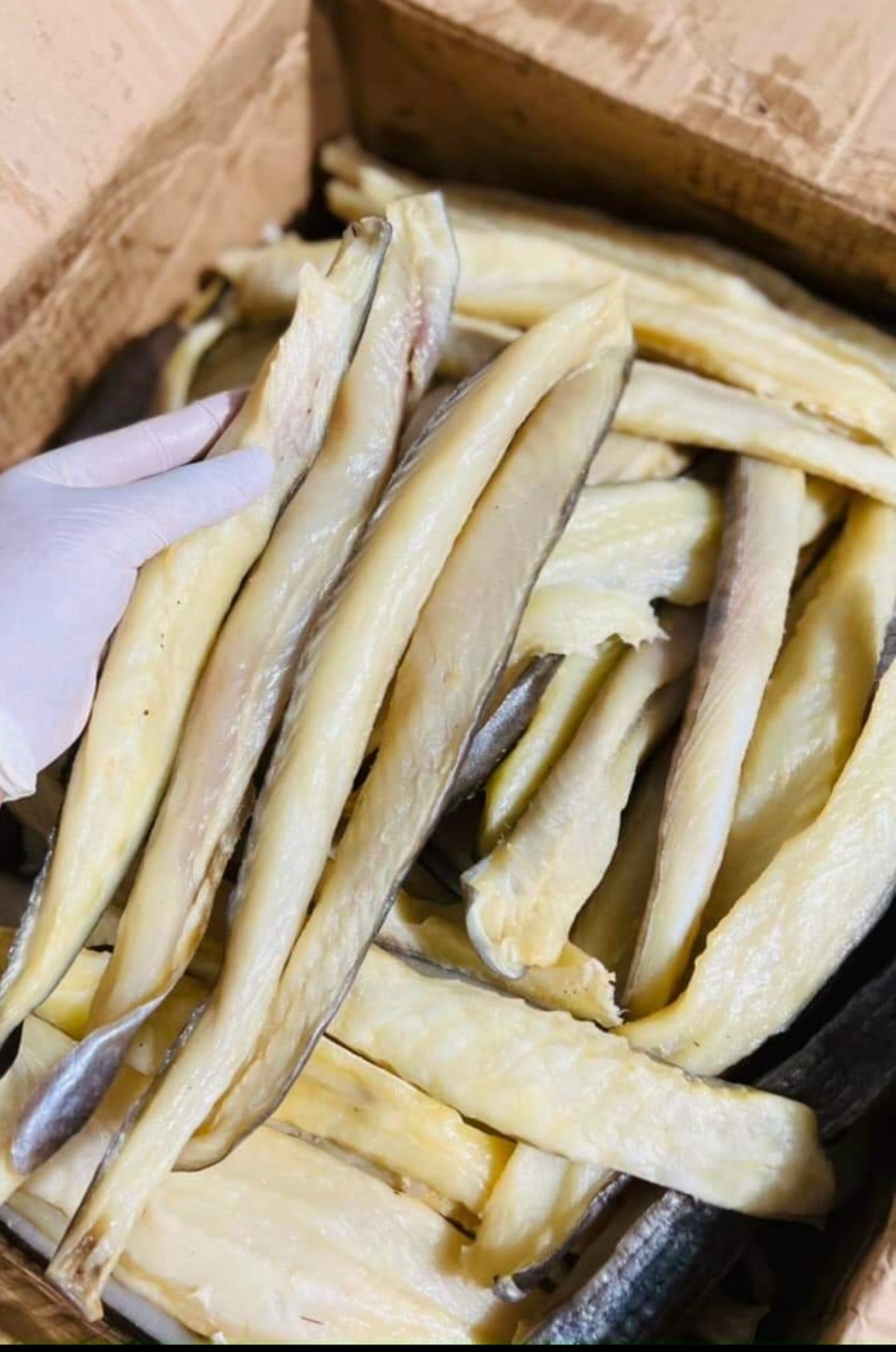 Khô cá tra cọng