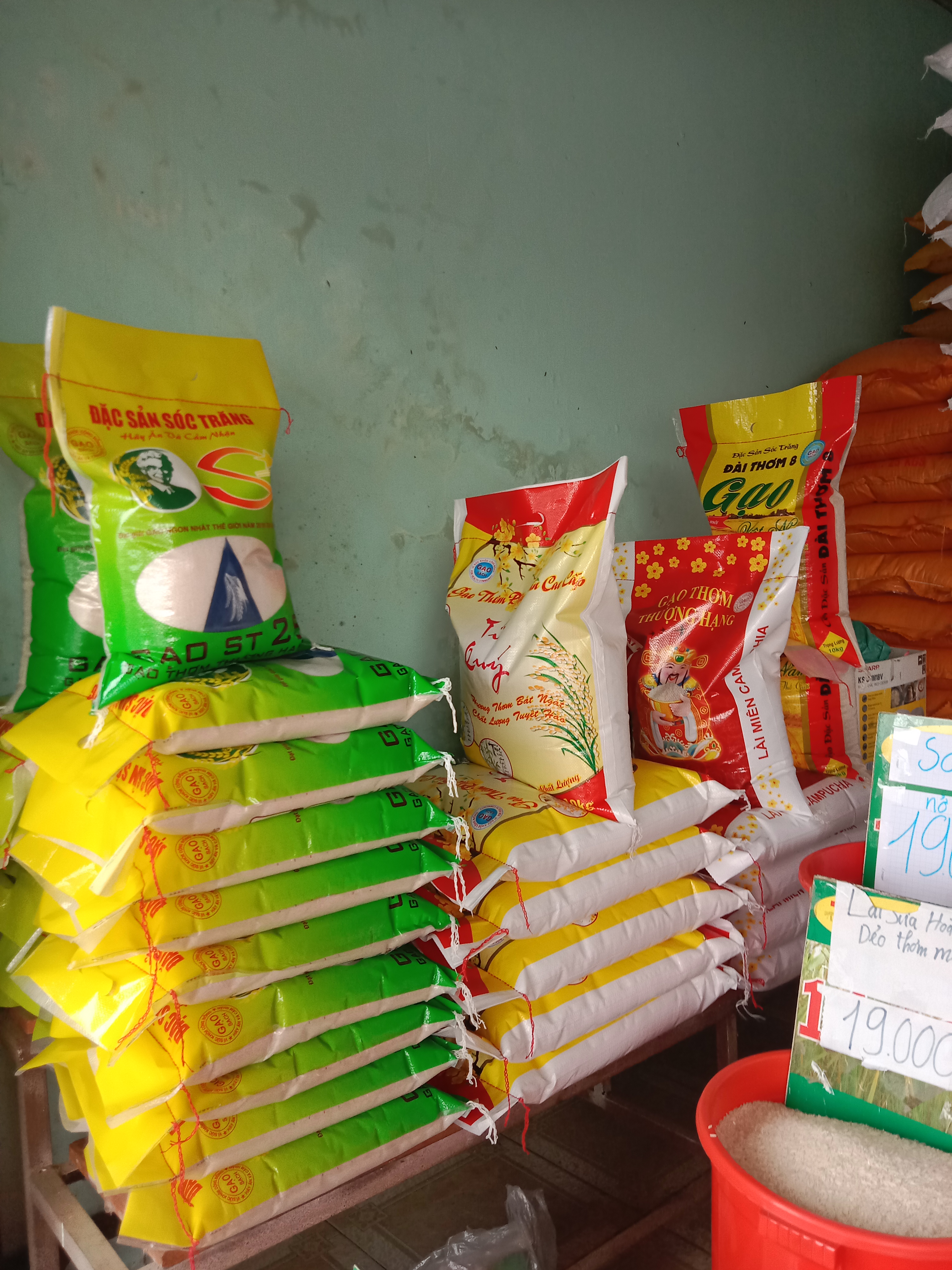 Gạo st25 sóc trăng ngon xuất sắc túi 5kg 150000