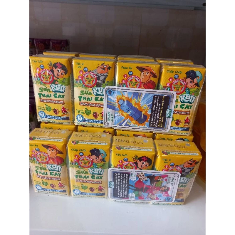 Sữa trái cây Kun vị dâu , cam lốc 4 hộp 110ml