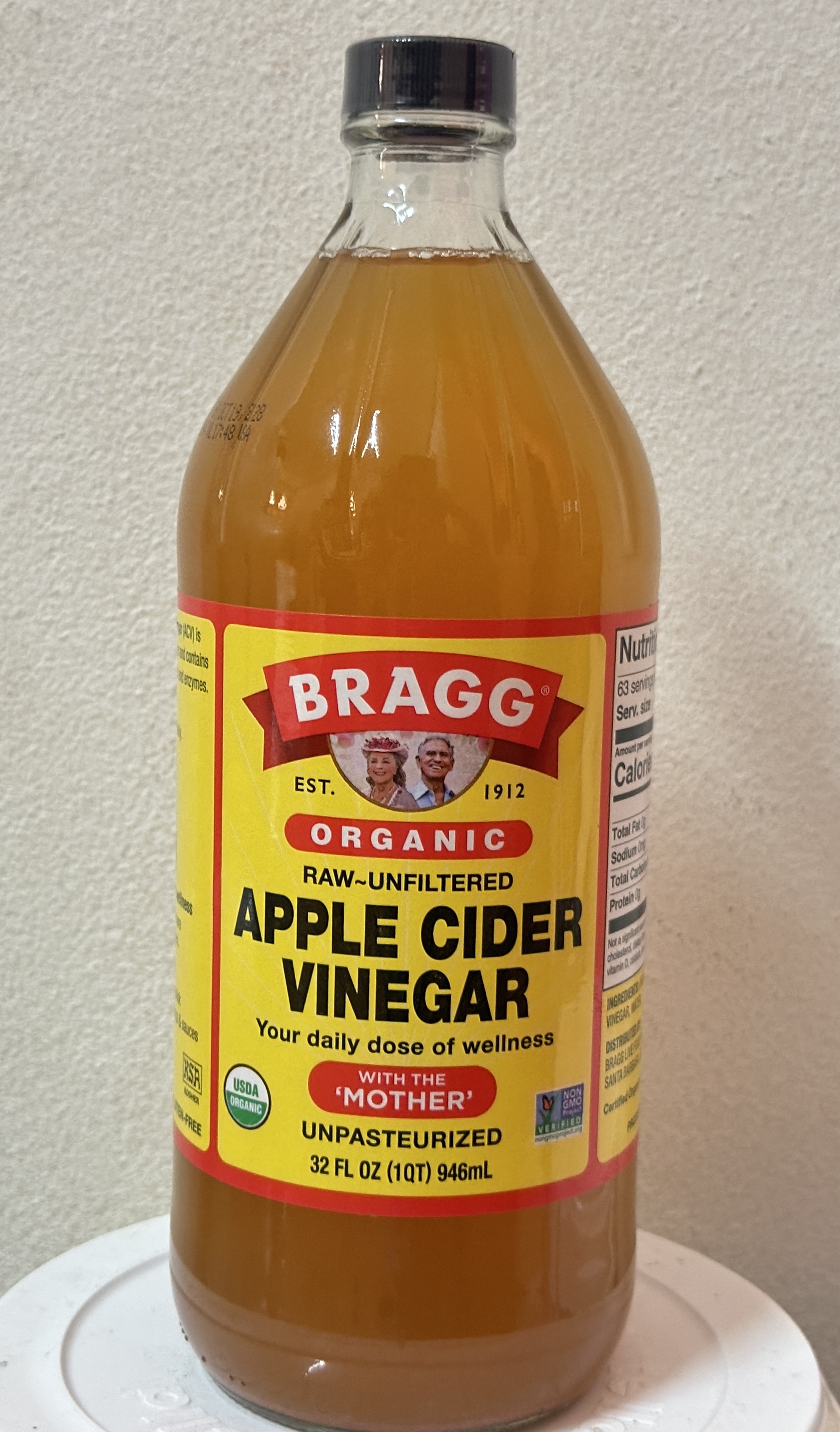 ￼แอปเปิ้ลไซเดอร์ Apple cider vinegar ขนาด 946 ml ราคา 590 บาท*ส่งฟรี