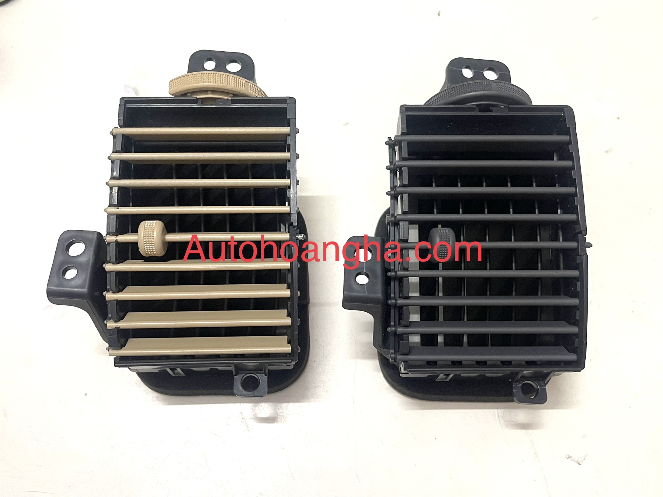 Cửa gió điều hoà trên taplo xe innova 2006-2016
