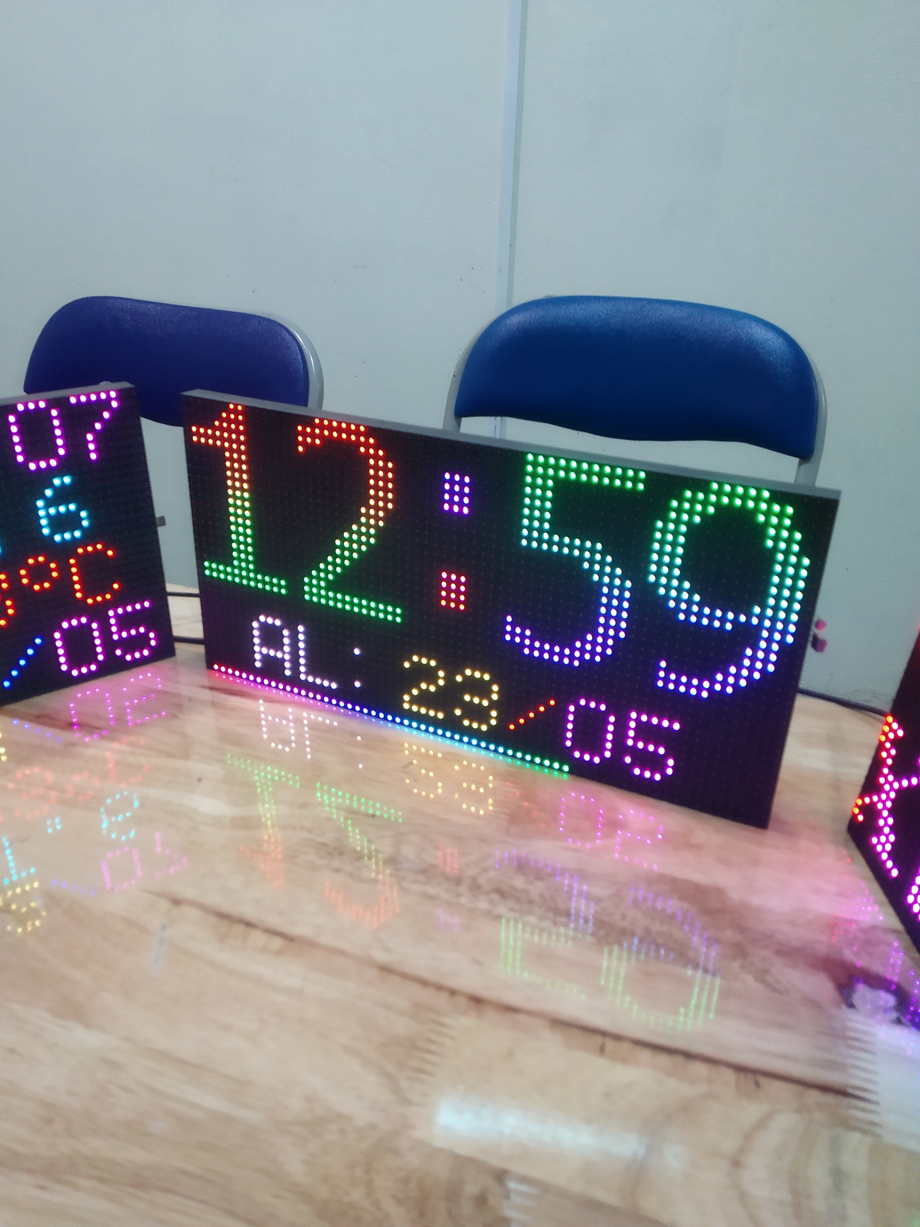 Đồng hồ led matrix, Đồng hồ treo tường led p5 , đồng hồ lịch vạn niên, đồng hồ điện tử treo tường wifi và remote