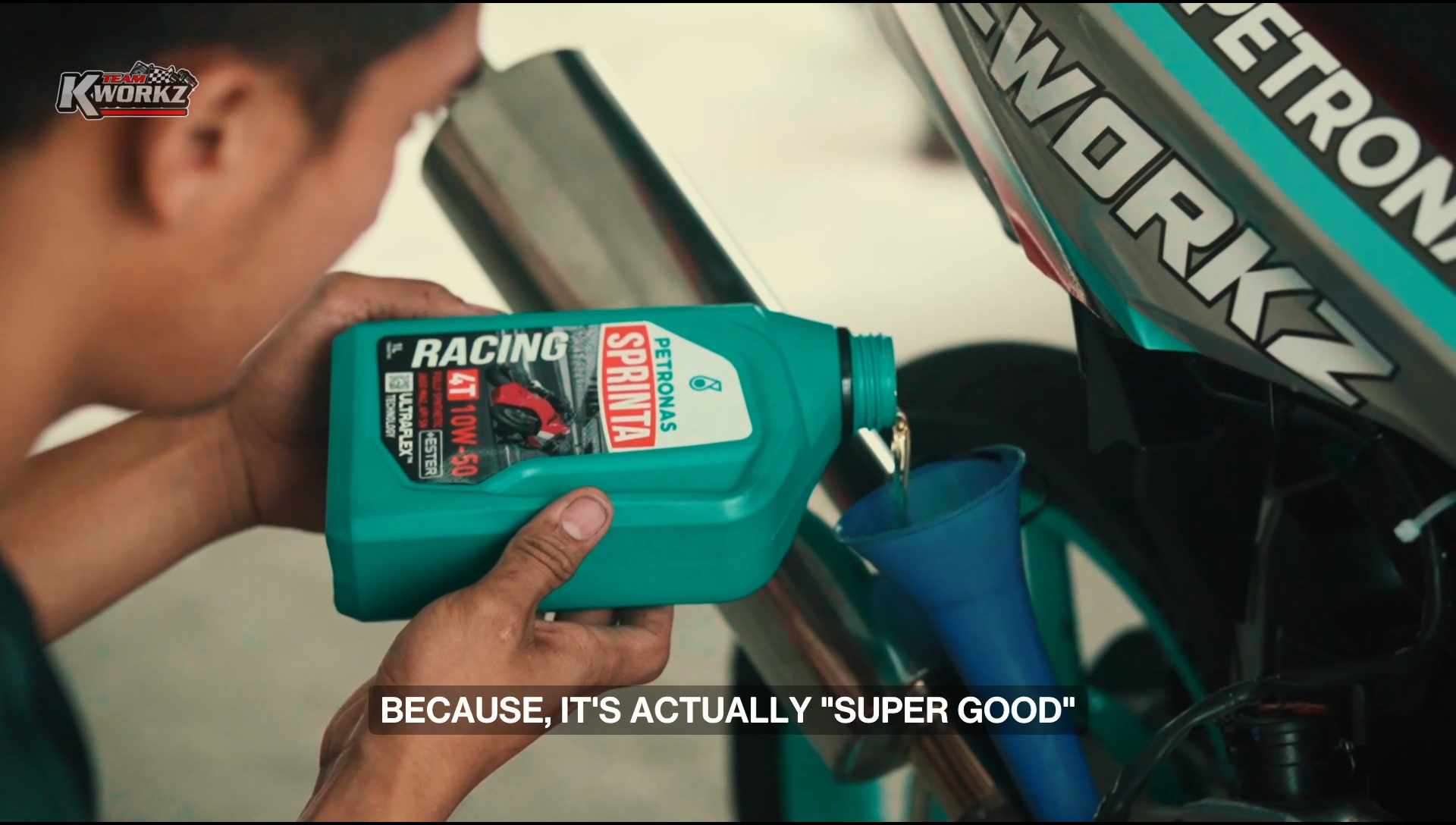 PETRONAS Sprinta F900 10W-40 Fully Synthetic Engine Oil Engineered