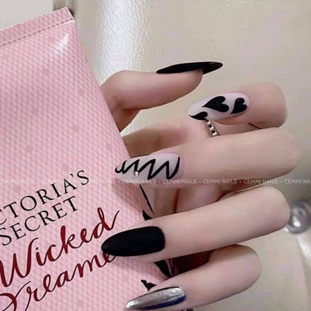 Nailbox vẽ đen lì tráng gương các tính