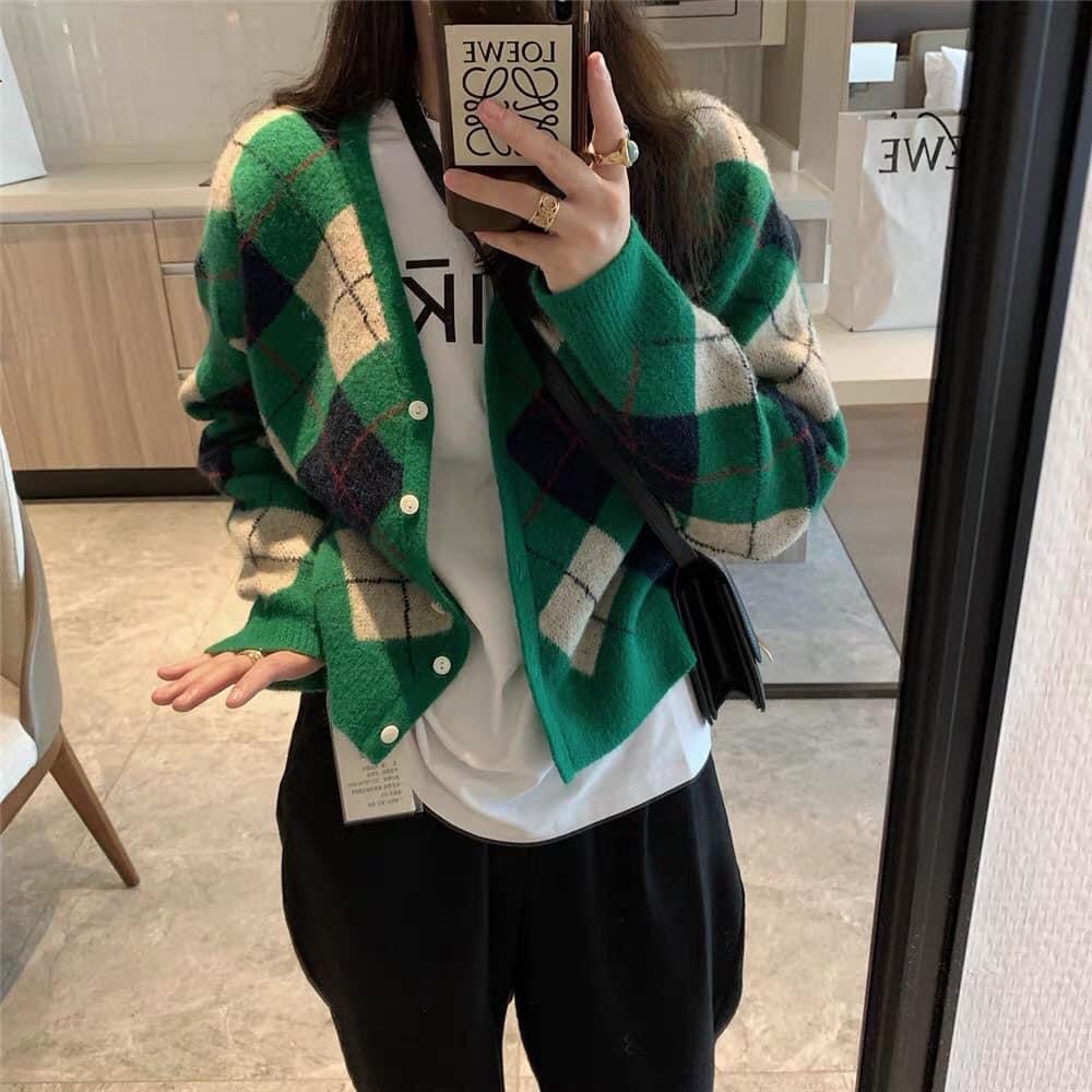Áo khoác cardigan hoạ tiết kẻ caro