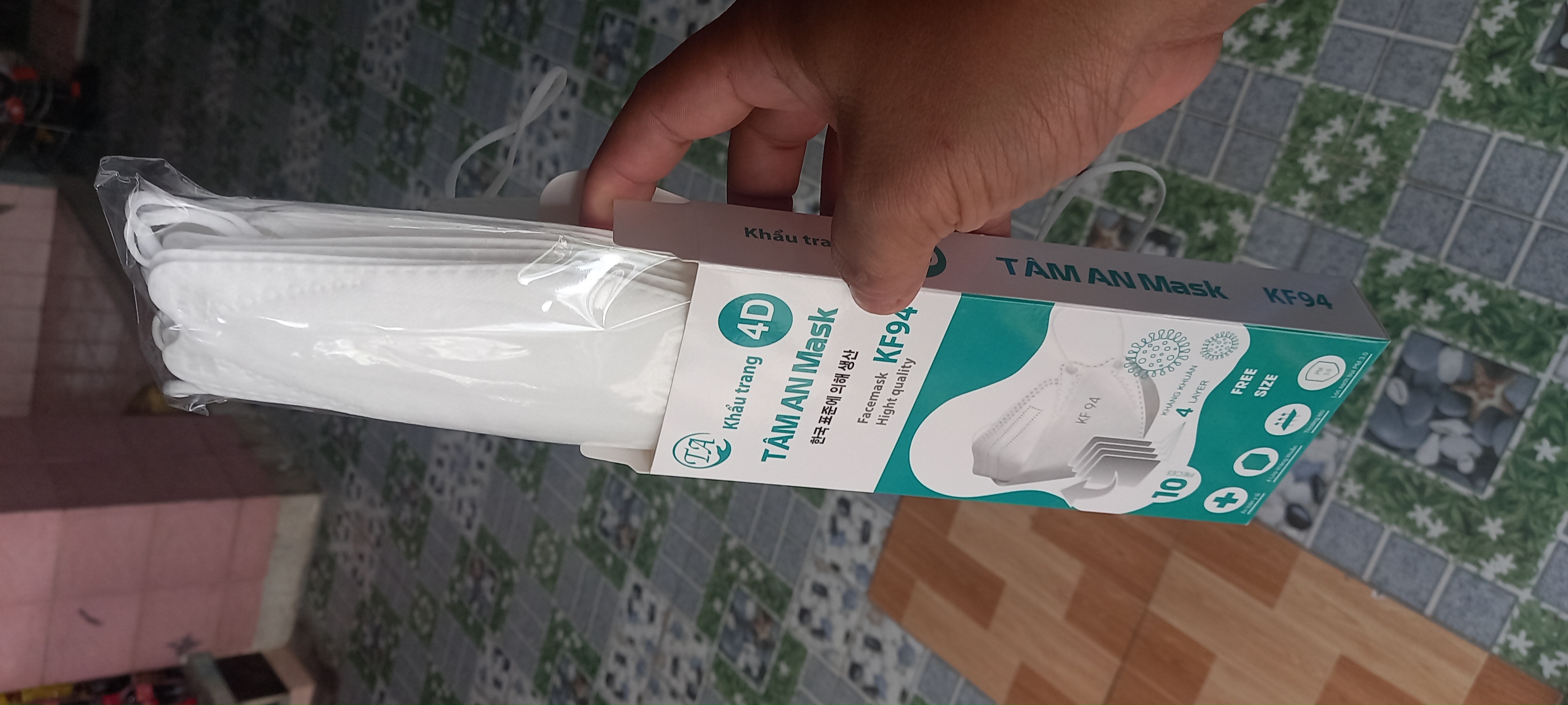 Khẩu trang kf94 3d .