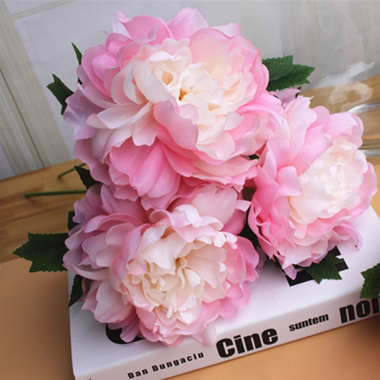 Cành mẫu đơn trang trí một bông