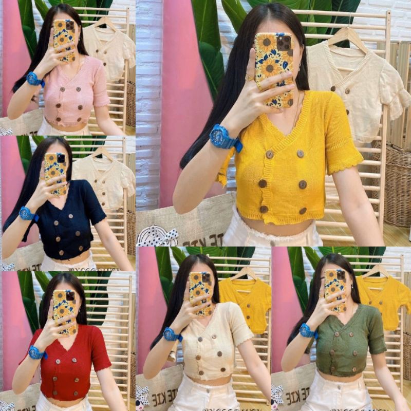 🌈 SpinnyHouse 🌈 เสื้อไหมพรม แต่งกระดุม6เม็ดด้านหน้า ใส่ง่ายแมทง่าย ผ้าไหมพรม นิ่มไม่คันคะ ♥️รุ่น สโนว่า C402A ราคา 126 บาท*ส่งฟรี