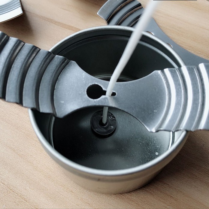 Dụng cụ giữ bấc nến 3 lỗ - giá đỡ tim nến