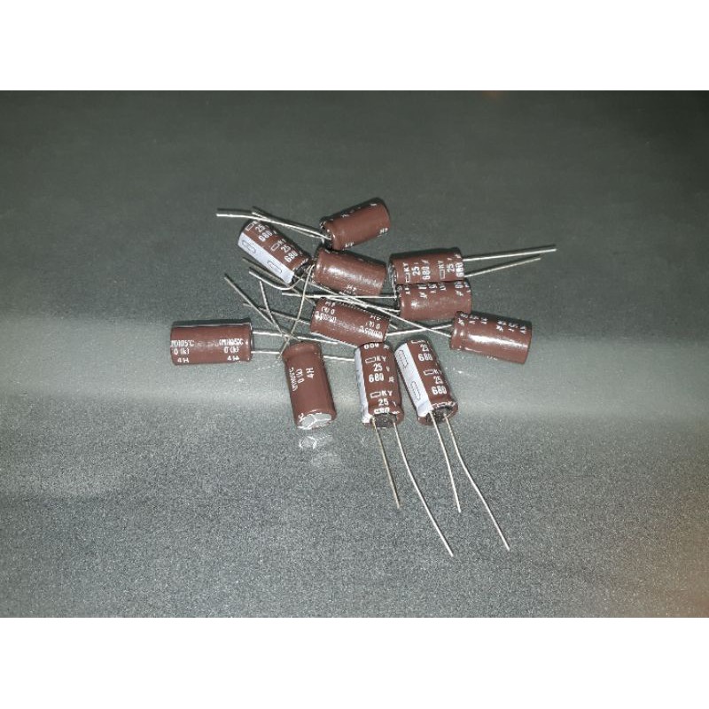Elko 680uf 25v (10pcs) Harga 5,000 rupiah*Gratis Ongkir