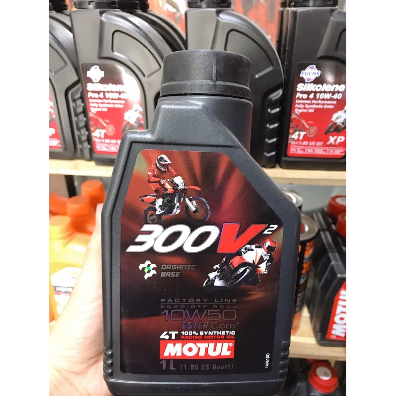 Nhớt Motul 300V2 1L cao cấp cho xe số, tay côn, xe gắn máy