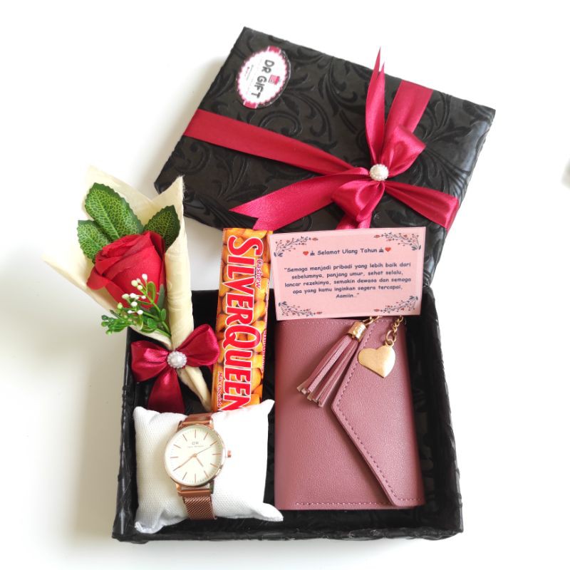 Kado Ulang Tahun Cewek Hadiah Untuk Pacar Kado Anniversary