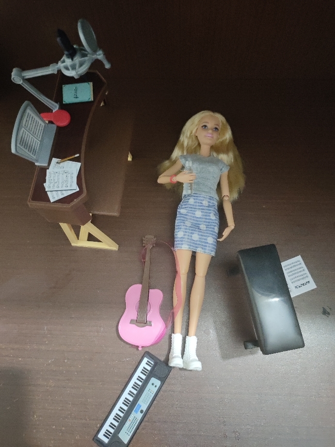 Barbie musician discount doll & playset