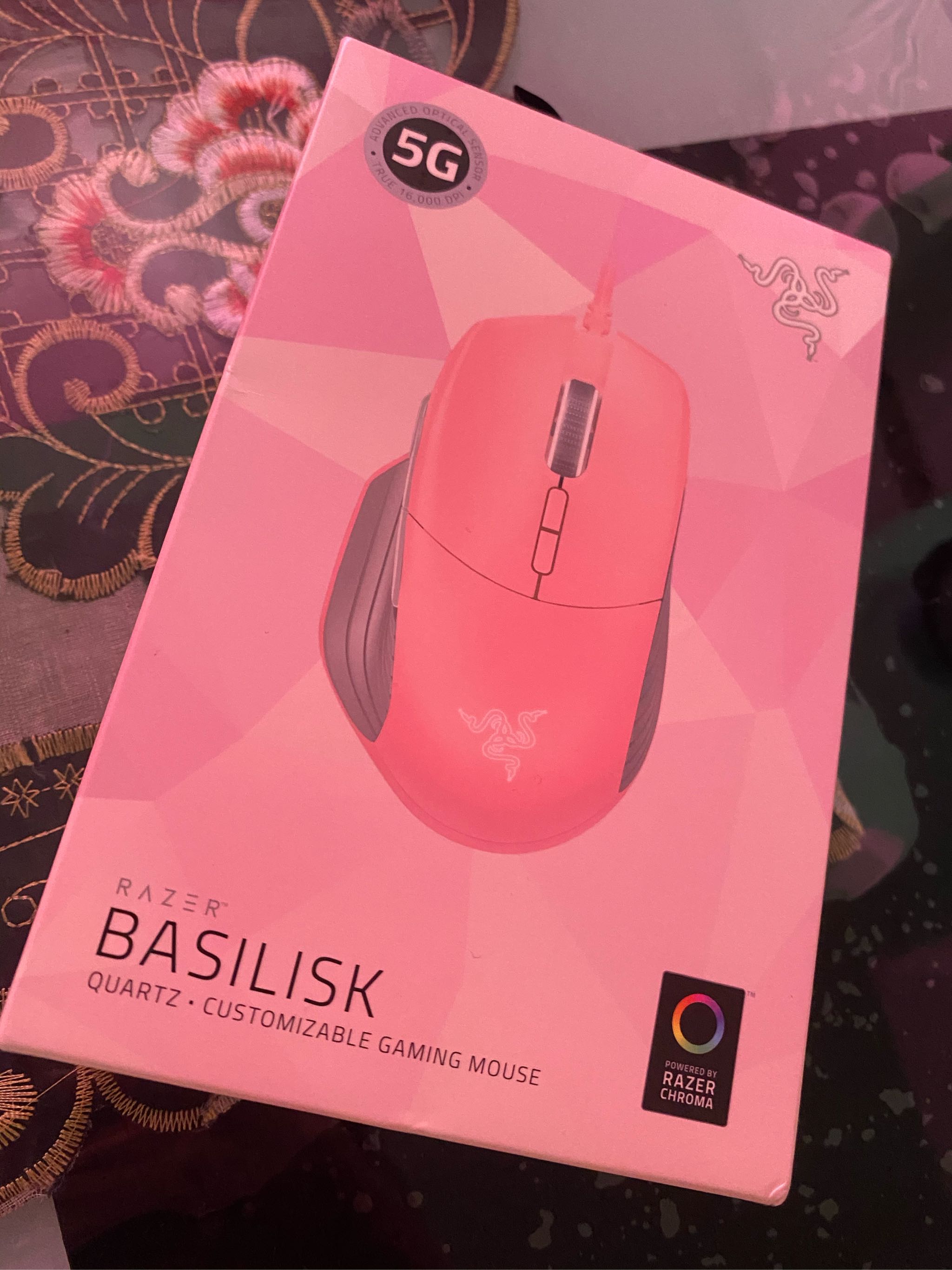 Razer Basilisk (Quartz Pink) Customizable Gaming Mouse Razer Razer Basilisk (Quartz Pink) Customizable Gaming Mouse Razer