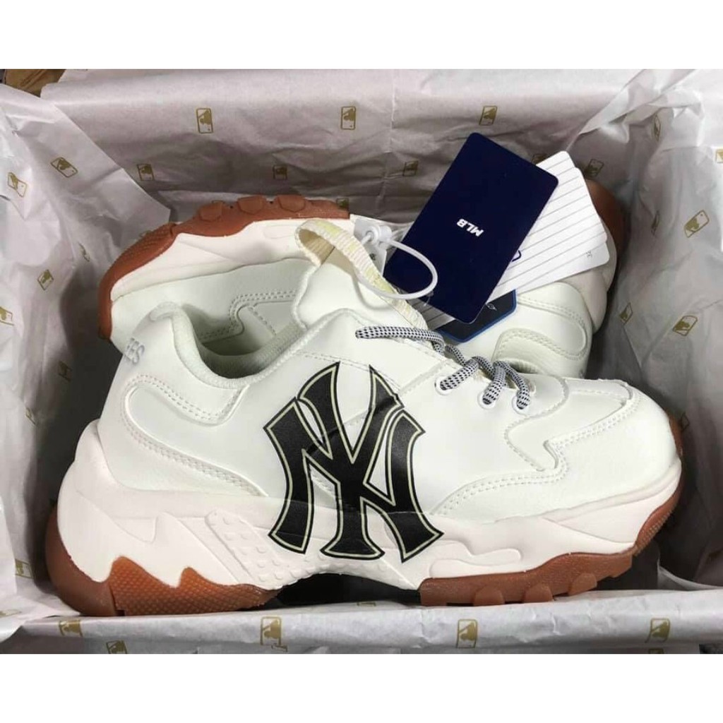 Giày MLB Chunky Lite New York Yankees Đế Nâu Rep 11  Shop giày Replica