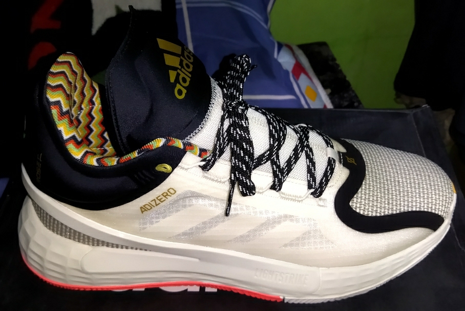 fw8070 adidas