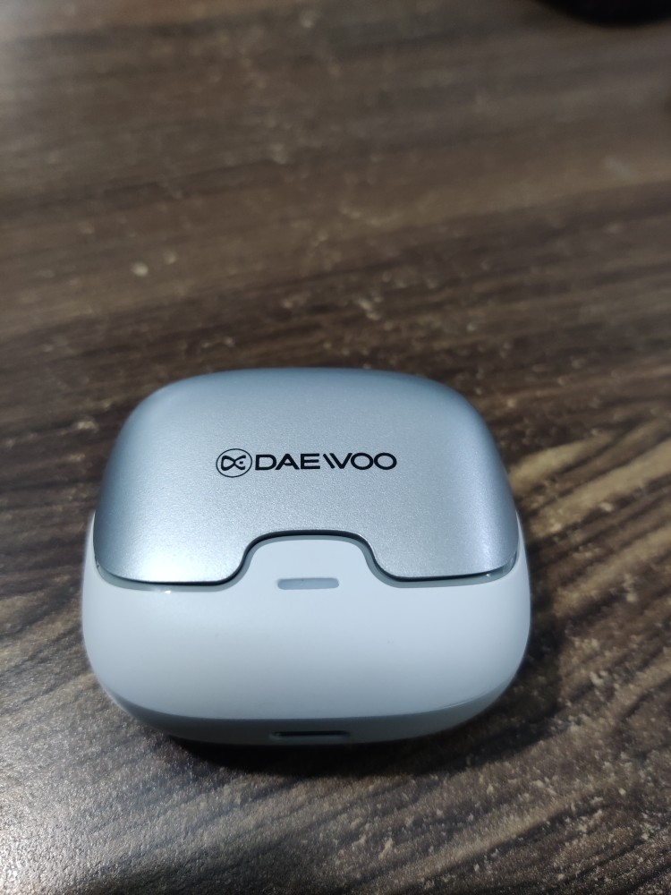 Daewoo airpods online