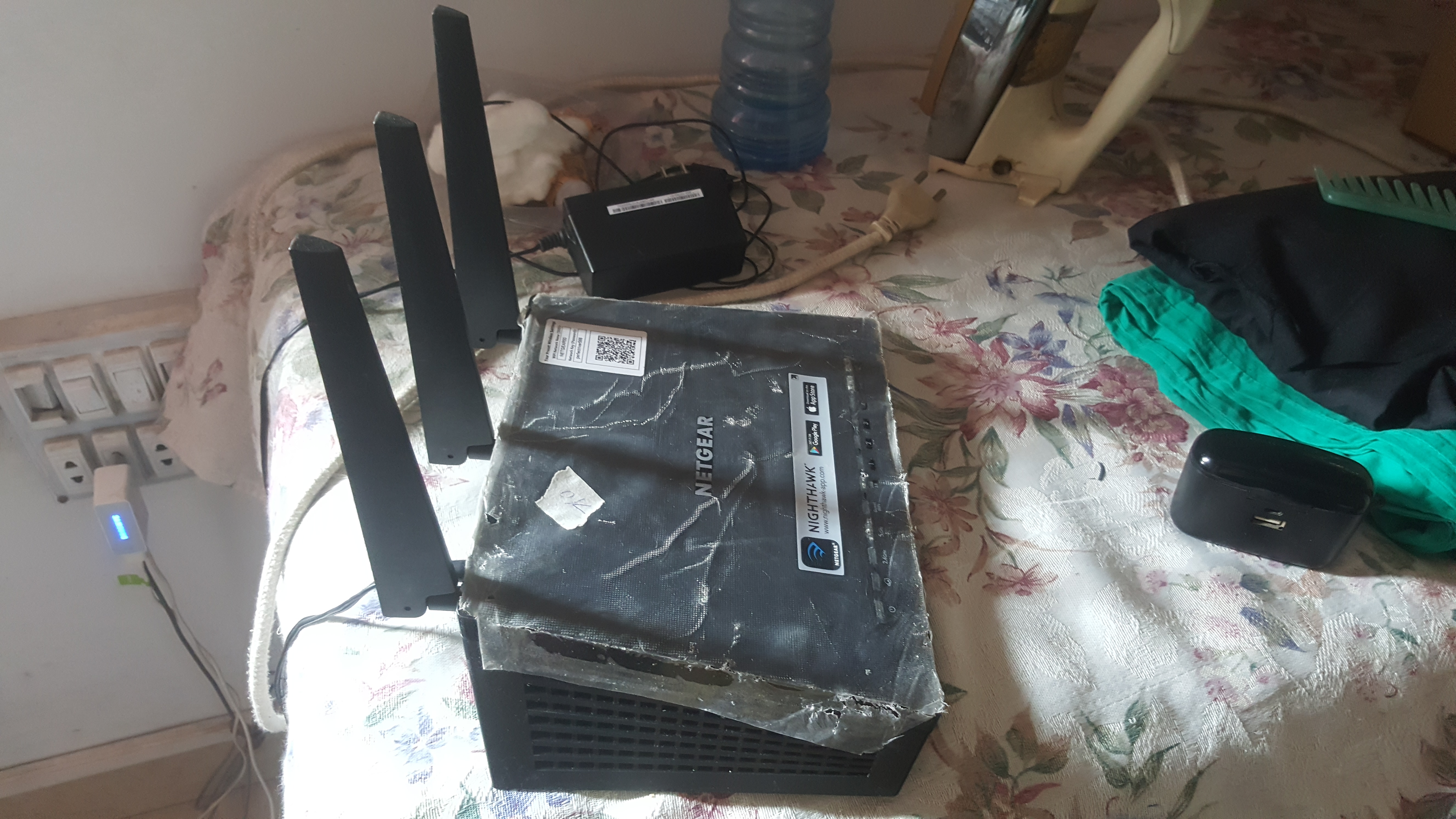 NETGEAR - Nighthawk AC2600 WiFi Router, 2.6Gbps (R7450)