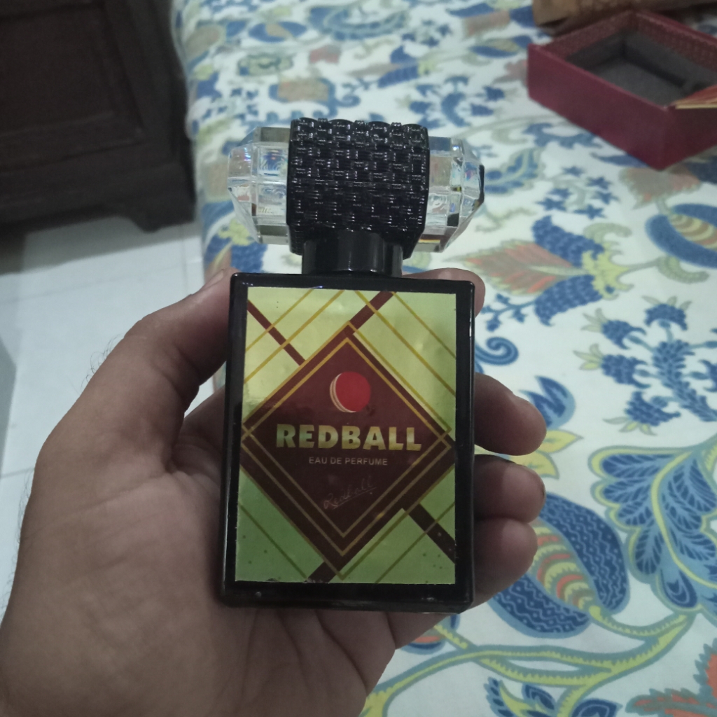 Red discount ball perfume