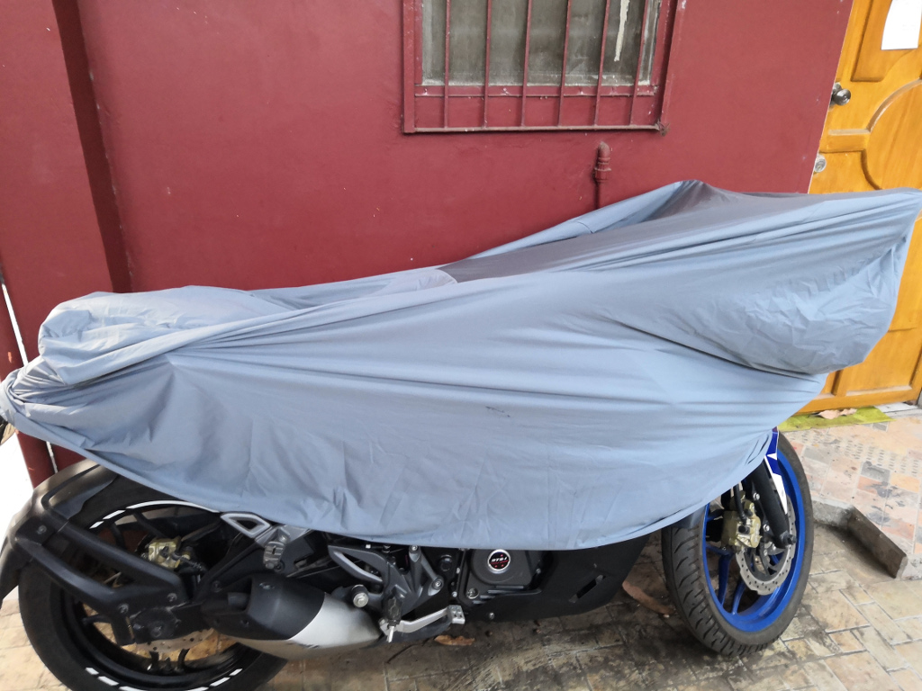 rs 200 bike cover