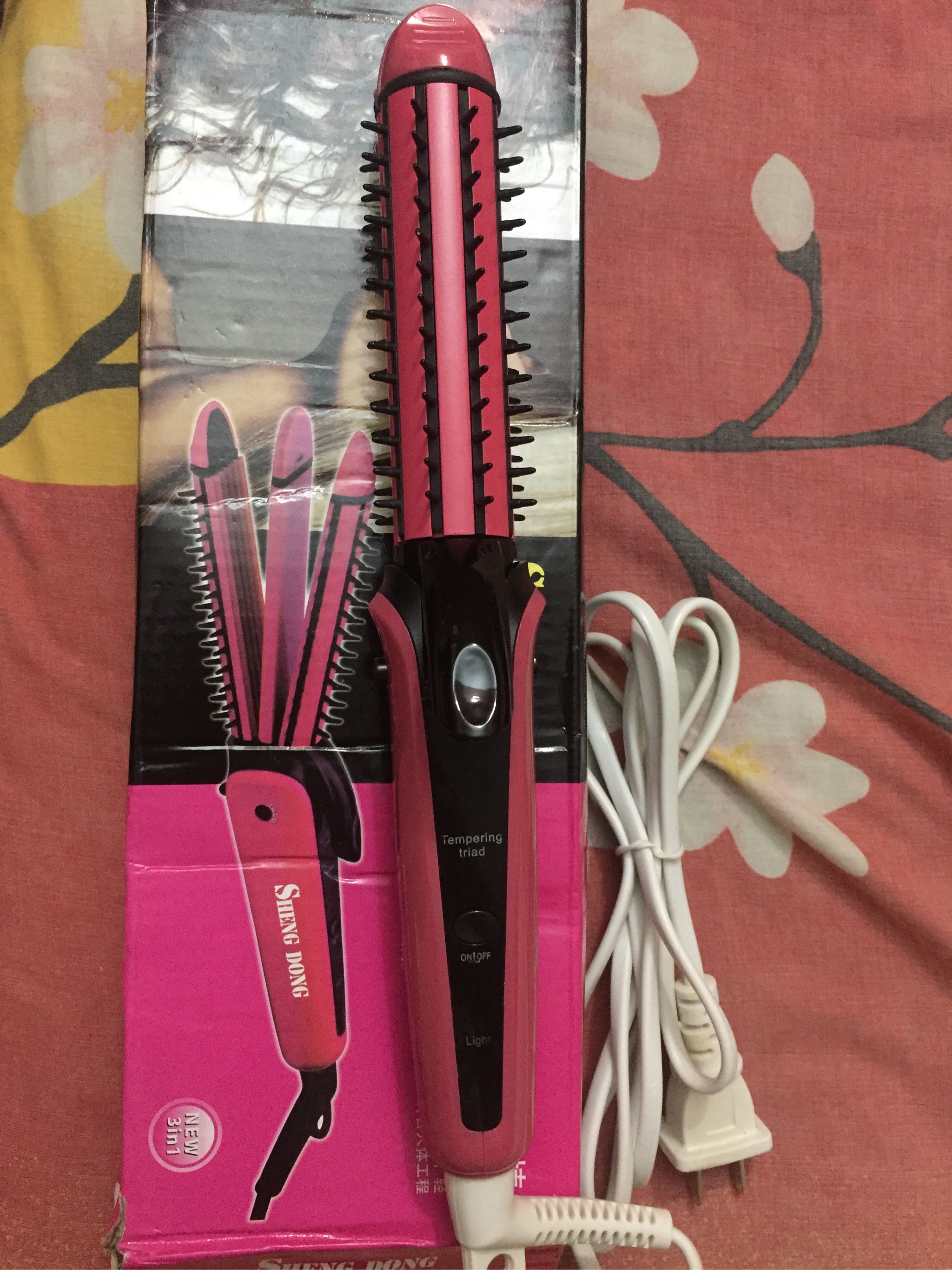  3in1 Hair Straightner and Curler a+ guilty