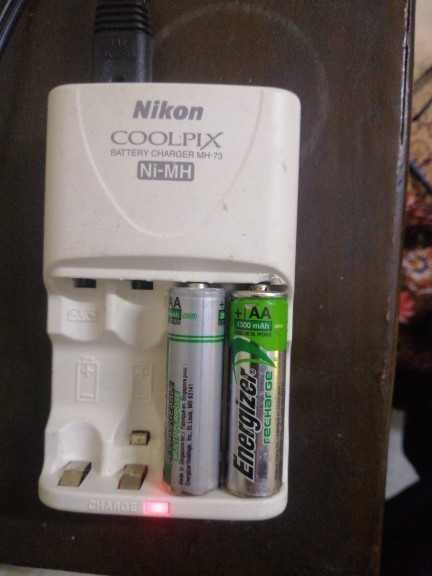 NIKON MH-73 BATTERY CHARGER (L830) For AA AAA Tubro Fast For
