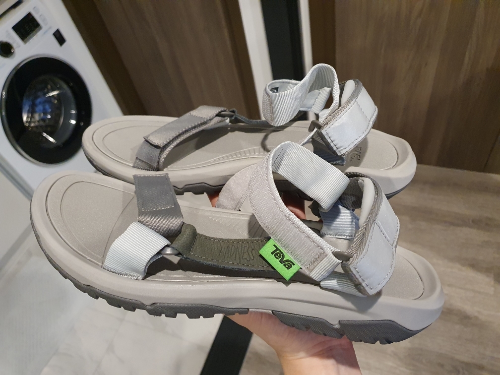 Madness x teva hot sale hurricane xlt2