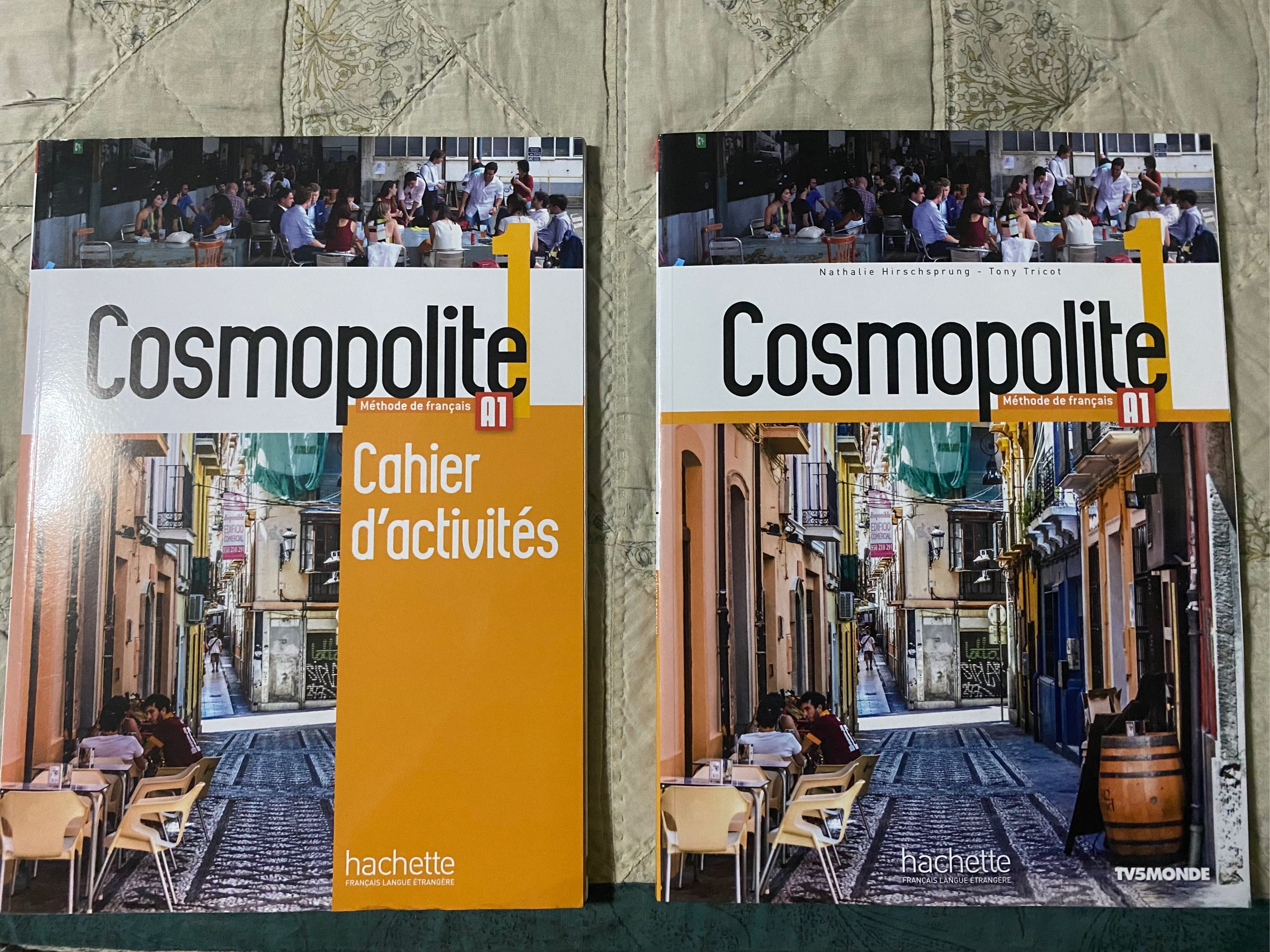 Cosmopolite : 1 Students Book / Workbook (100% genuine imported