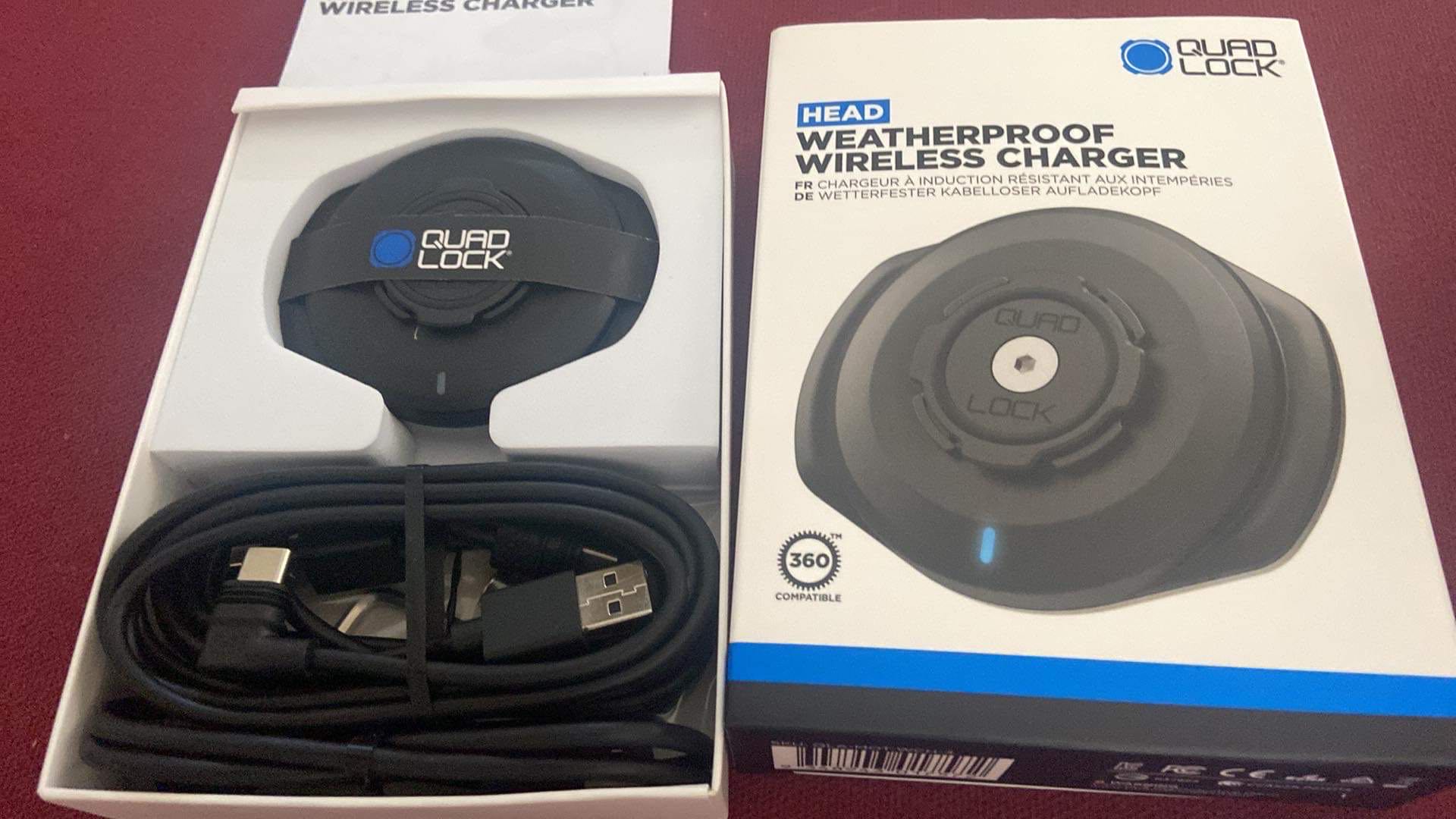 QUADLOCK WEATHERPROOF WIRELESS CHARGING HEAD 12V 24V Waterproof