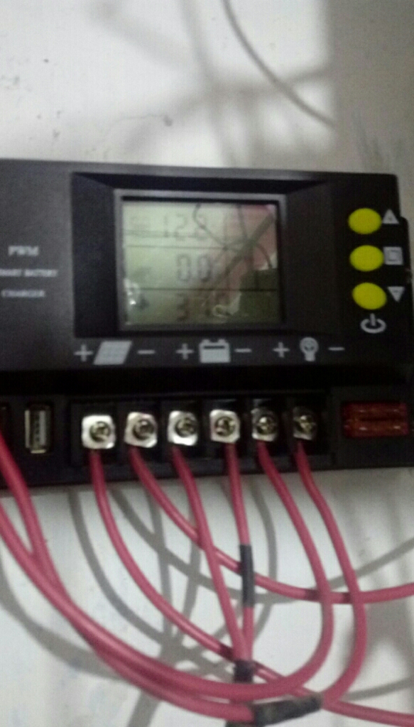 CM3024Z 30A Solar Charge Controller LCD PWM Charge Controller Photovoltaic Controller - View #3