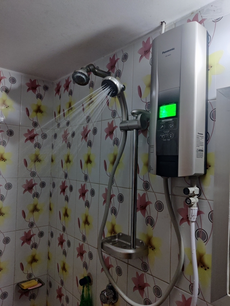 Panasonic Instant Water Heater Home Shower DH-3KD1