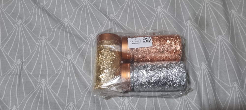 Gold Foil Flakes for Resin Tray Molds,3 Bottles Metallic Foil Flakes for  Painting Arts and Crafts, Art