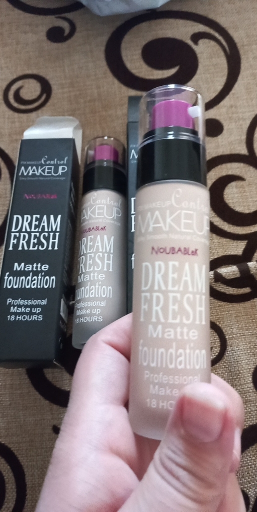 dream fresh matte foundation