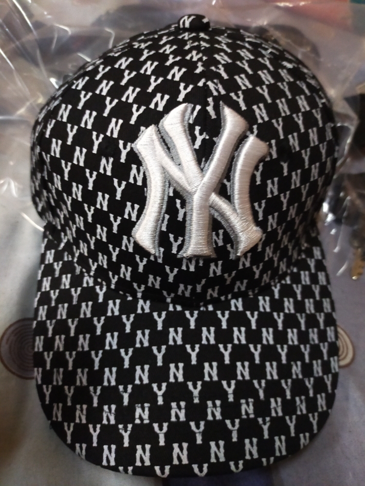 Mlb best sale monogram cap