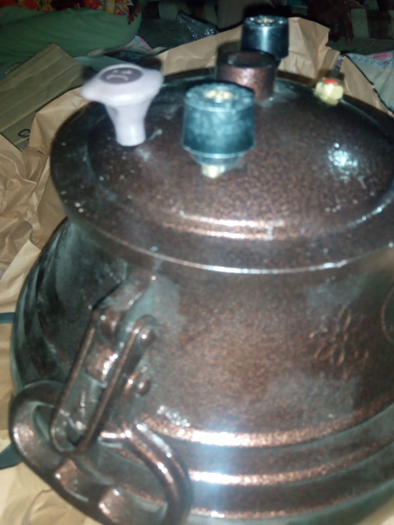 Afghan Kazan Pressure Cooker – 3 Star Kitchenware